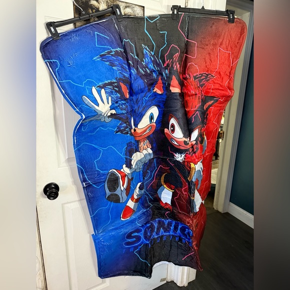 Sonic the Hedgehog Blue and Red Rug 60x39 - Picture 2 of 4